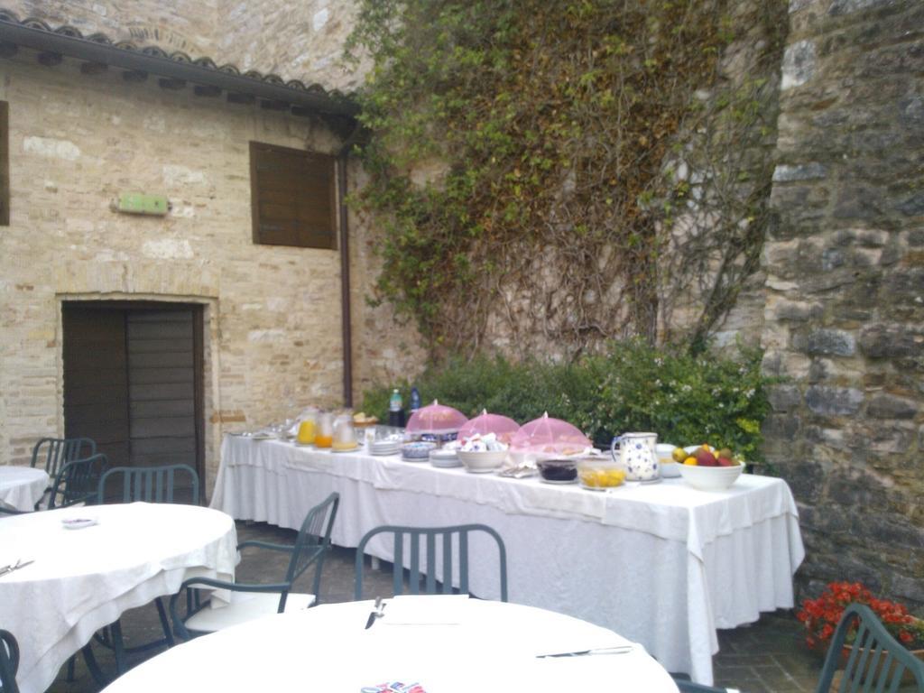 Hotel Palazzo Bocci Spello Ngoại thất bức ảnh